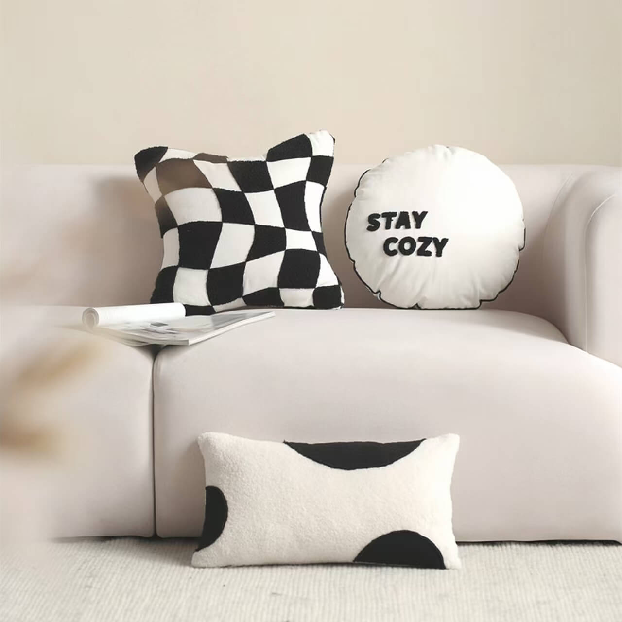 Checkerboard Sofa Pillow Set