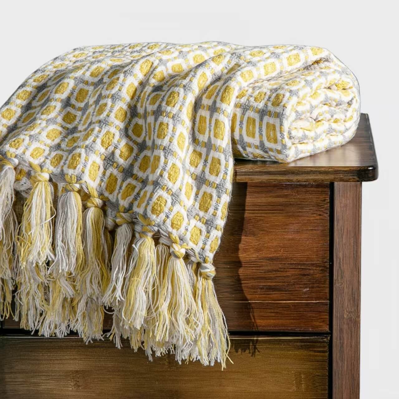 Knitted Tassel Blanket