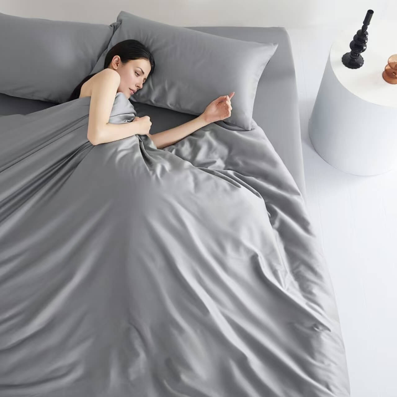 White Cotton Four-piece Bedding Set